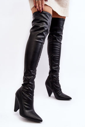 Women's Musketeer boots Step in style