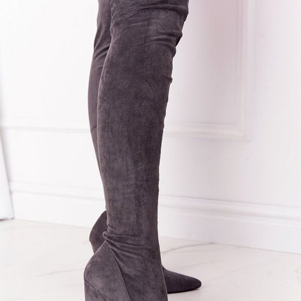 Women's Musketeer boots Step in style