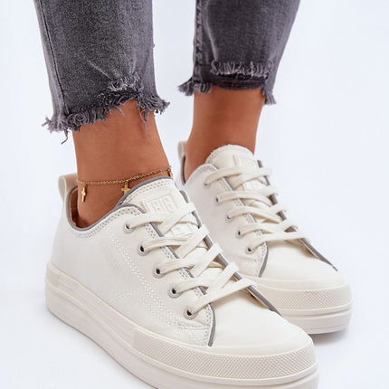 Women's Sneakers Step in style