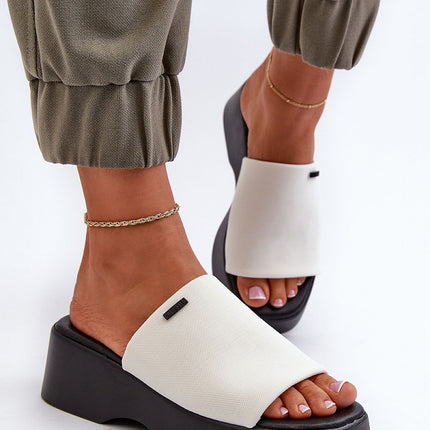 Women's Flip-flops Step in style