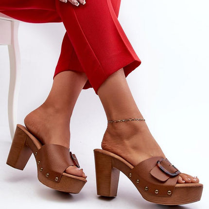 Women's Sliders Step in style