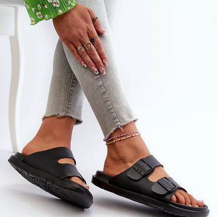 Women's Sliders Step in style