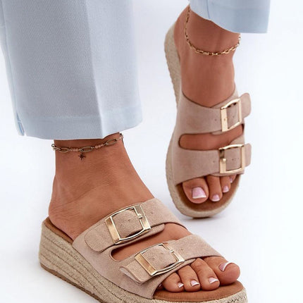 Women's Sliders Step in style