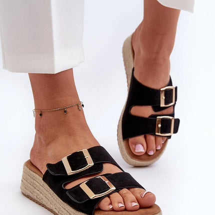 Women's Sliders Step in style