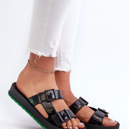 Women's Sliders Step in style