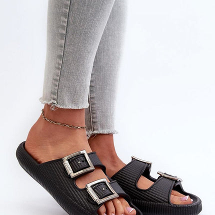 Women's Sliders Step in style