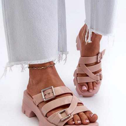 Women's Sliders Step in style