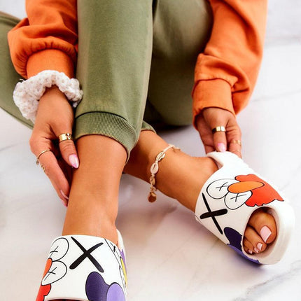 Women's Sliders Step in style