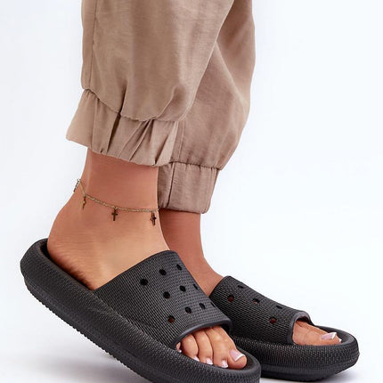 Women's Sliders Step in style