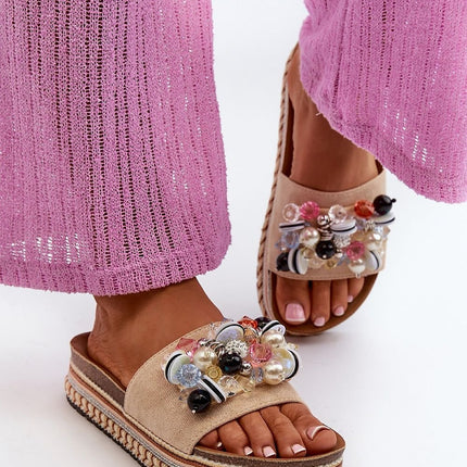 Women's Sliders Step in style