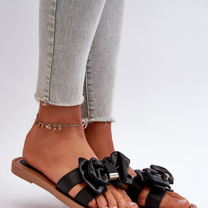 Women's Sliders Step in style