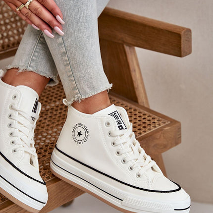 Women's Sneakers Step in style