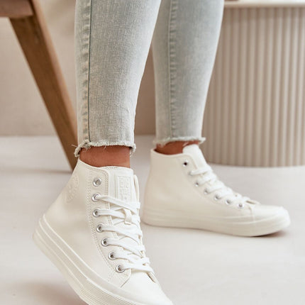 Women's Sneakers Step in style