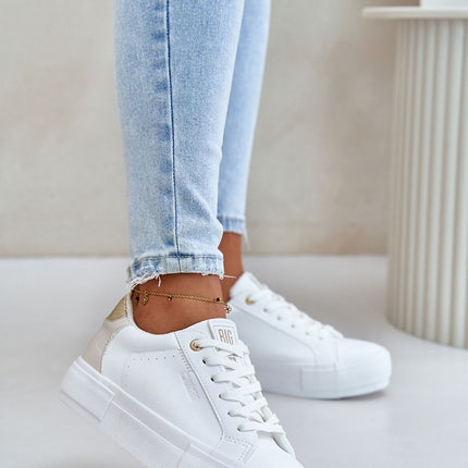 Women's Sneakers Step in style