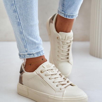 Women's Sneakers Step in style