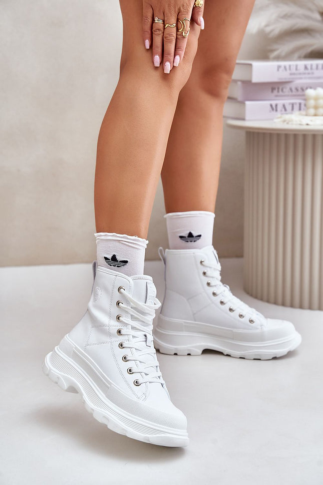 Women's Leather Sneakers Step in style