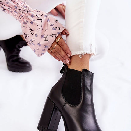 Bottes à talons pour femmes : un pas en avant avec style