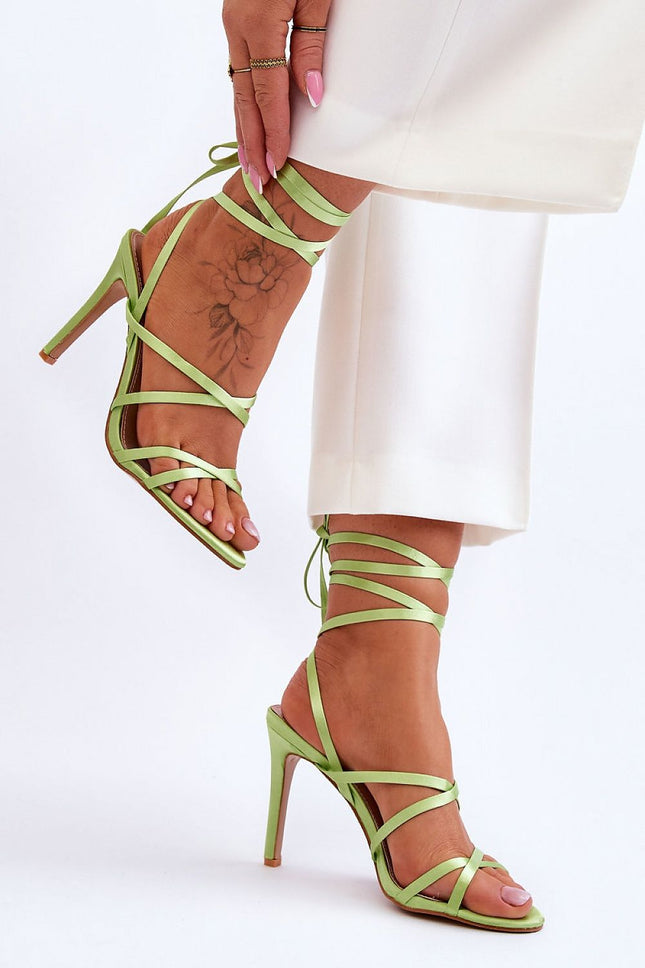 Women's Strappy sandals Step in style